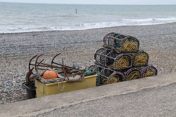 Ausrüstung Und Fischtöpfe Strand Meer — Stockfoto