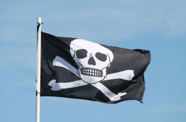 korsan bayrağı uçan.