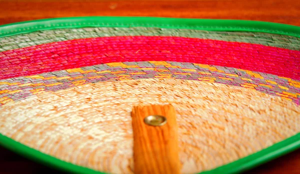 Closeup keuken accessoire van hennep materiaal, de typische kleuren van de Andes en design — Stockfoto