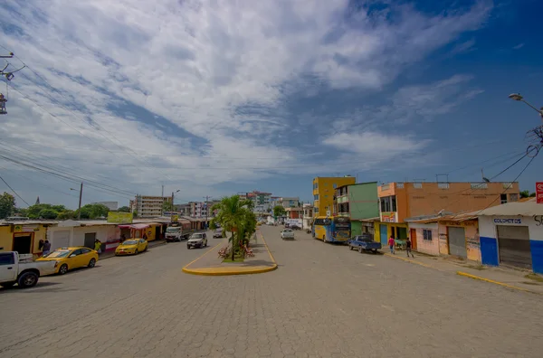 ATACAMES, ECUADOR - 16 de março de 2016: Vista panorâmica da cidade de praia localizada na costa norte do Pacífico do Equador. Ele está localizado na província de Esmeraldas — Fotografia de Stock
