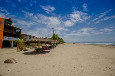 Muisne, Ekvator - 16 Mart 2016: Esmeraldas il kuzeybatı Ekvator güneybatısında bir sahil kasabası