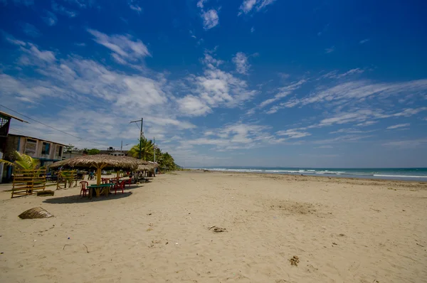 Muisne, Ecuador - 16 maart 2016: Een kustplaats in het zuidwesten van de provincie van Esmeraldas in het noordwesten van Ecuador — Stockfoto