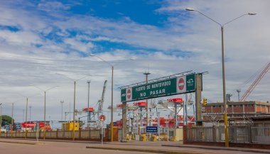 Montevideo, Uruguay - 04 Mayıs 2016: giriş montevideos bağlantı noktasının rio de la plata içinde yer alır ve mercosur bölgenin çok önemli transit olduğunu