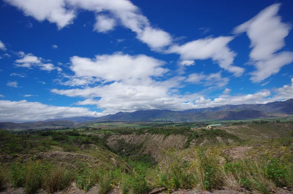 PASTO, COLOMBIE - 3 JUILLET 2016 : beau paysage de quelques montagnes près de la ville de pasto — Photo