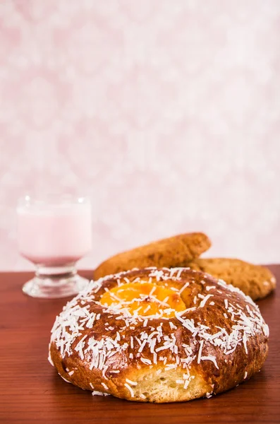 Печёные сладкие пирожные — стоковое фото