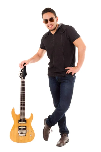 Latijns-jonge musicus met elektrische gitaar — Stockfoto
