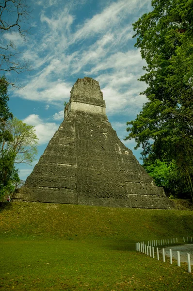 Tikal Maya ruïnes in guatemala — Stockfoto