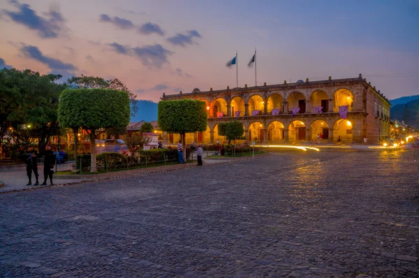 Barokke gebouw in main square plaza antigua guatemala — Stockfoto