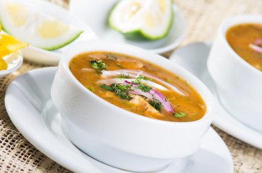 Amerika Birleşik Devletleri üzerinden lezzetli encebollado balık güveç