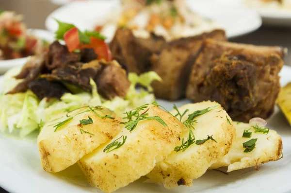 Fritada fried pork Ecuadorian plate — Stock Photo, Image