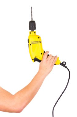 el elektrikli sarı matkap aracı tutarak