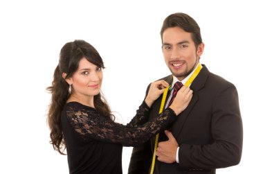 istemci önlemlerin alarak genç kadın terzi tasarımcı