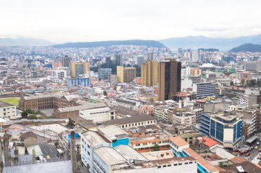Havadan görünümü rooftops Quito Ekvador Güney Amerika