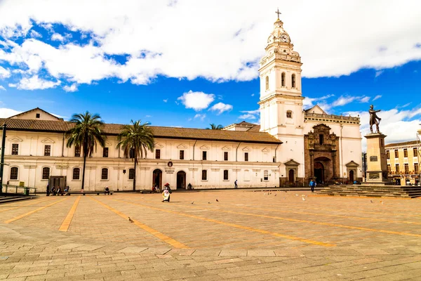 Plaza de Santo Domingo Quito Ecuador Южная Америка — стоковое фото