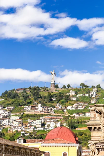 Rzeźba Madonny w Ameryce Południowej Panecillo Quito Ekwador — Zdjęcie stockowe