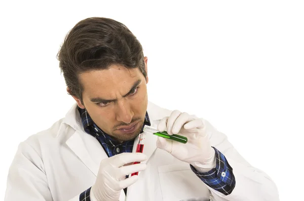 Maschio laboratorio ricercatore tecnico scienziato medico in possesso di provetta — Foto Stock