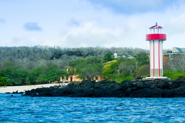 灯塔在圣克里斯托瓦加拉巴哥群岛 — 图库照片