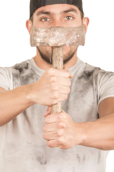 Młody pracownik budowlany mięśni łaciński — Zdjęcie stockowe
