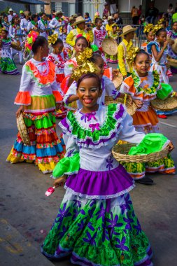 Colombias en önemli folklor kutlama, Carnival Barranquilla, Kolombiya ile renkli ve ayrıntılı kostüm performans katılmak