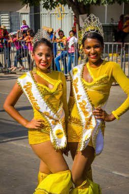 Colombias en önemli folklor kutlama, Carnival Barranquilla, Kolombiya ile renkli ve ayrıntılı kostüm performans katılmak