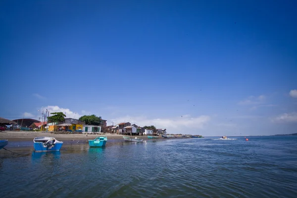 Hermoso paisaje de la ciudad en la playa de Cojimies, Ecuador —  Fotos de Stock