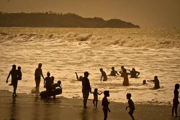 Bela vista da praia de Pedernales em Manabi, Equador — Fotografia de Stock