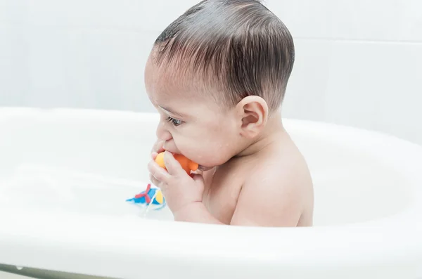 Cute baby boy in the bathtub — Stock Photo, Image