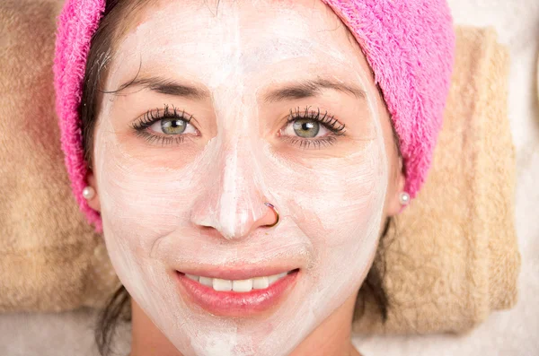 Woman facial treatment — Stock Photo, Image