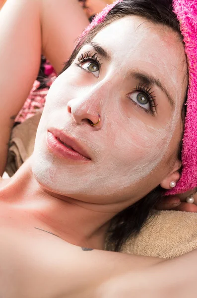 Woman facial treatment — Stock Photo, Image