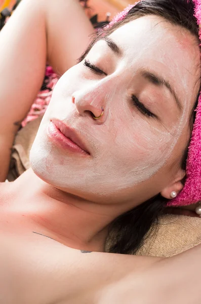 Woman facial treatment — Stock Photo, Image