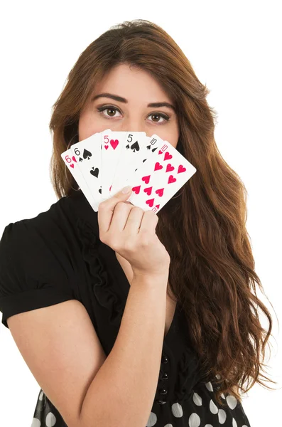 Bonita joven morena sosteniendo baraja de cartas — Foto de Stock