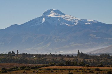 Nefes kesen manzarası Cayambe'de yanardağ, Ecuador