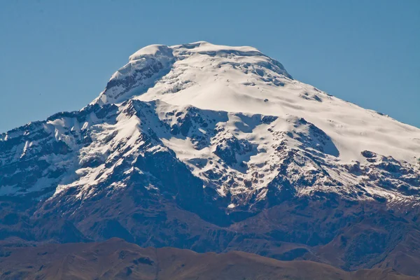 Nefes kesen manzarası Cayambe'de yanardağ, Ecuador — Stok fotoğraf