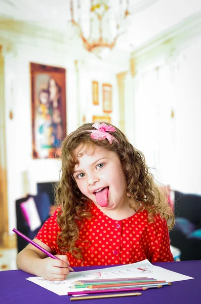 Adorable preschooler girl drawing — Stock Photo, Image