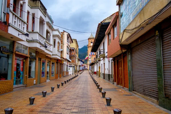 48 km Bogota Kolombiya ortasında bulunan Zipaquira, ticari alan, güzel tarihi kent merkezinde. 