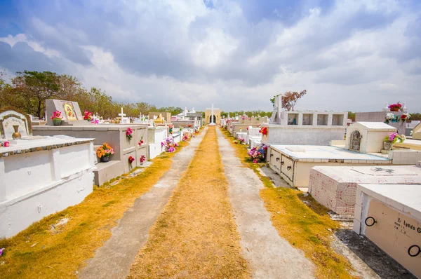 Panama Panamerikan Karayolu karayolu ile geleneksel cementery