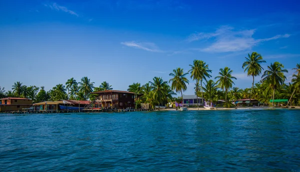 ISLA COLON, PANAMA - APRIL 25, 2015 : Colon Island is the northernmost and main island in the Bocas del Toro — Stock Image ISLA COLON, PANAMA - APRIL 25, 2015 : Colon Island is the northernmost and main island in the Bocas del Toro Stock Picture