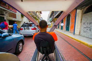 Panama City'deki eski şehirde Turist Rehberi