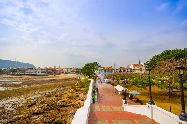 Plaza Francia en el casco antiguo histórico de la ciudad de Panamá —  Fotos de Stock