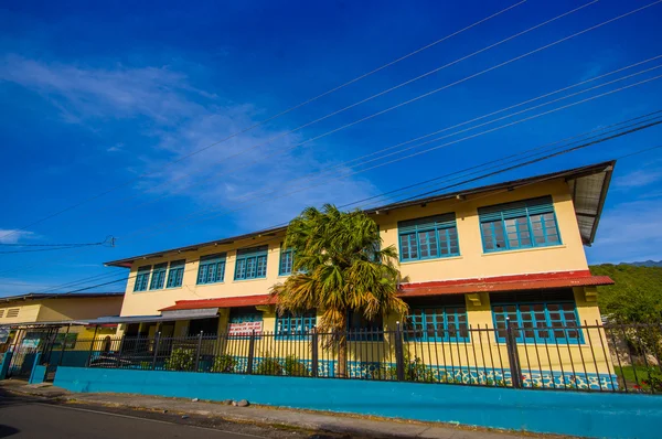 Boquete, Panama - 19 Nisan 2015: Boquete Panama yeşil dağ dağlık Caldera Nehri üzerinde küçük bir kasaba olan