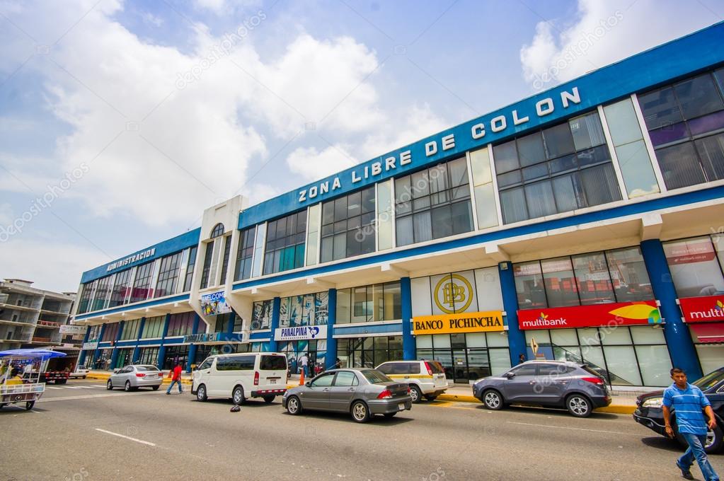 La Zona Franca de Colón es una gran entidad cerca de la entrada