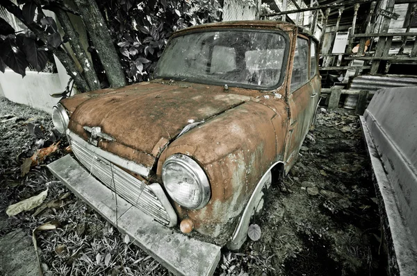 Boquete, panama - 12. april 2015: alter austin classic car in boquete, eine kleine stadt am caldera fluss. — Stockfoto