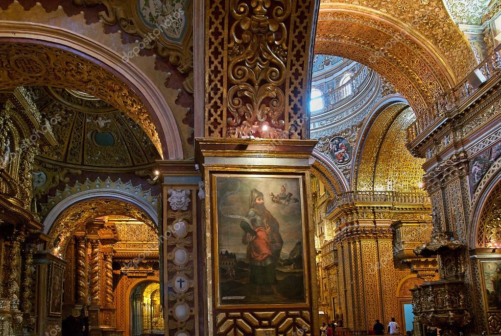 Iglesia La Compania en Quito, Ecuador: fotografía de stock © pxhidalgo  #82528588 | Depositphotos