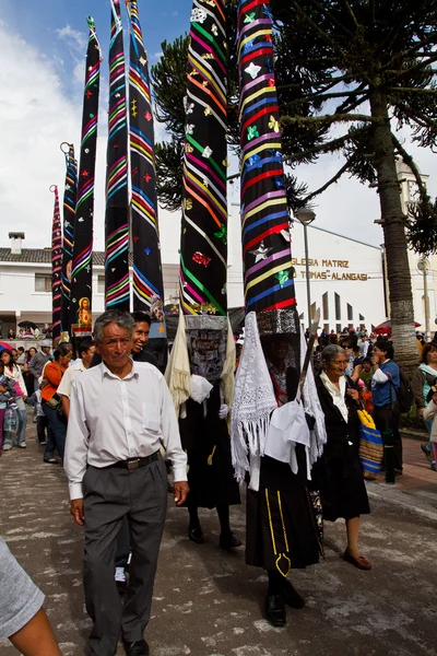 Stilla veckan samlas av härlighet i Alangasi, Ecuador — Stockfoto