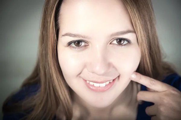 Primer plano retrato de jóvenes hermosas chicas adolescentes cara — Foto de Stock