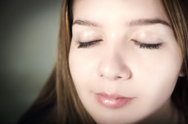 Primo piano ritratto di giovani belle ragazze adolescenti faccia — Foto Stock