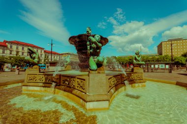 Beş kıtada su çeşme Jarntorget Meydanı, Göteborg, İsveç