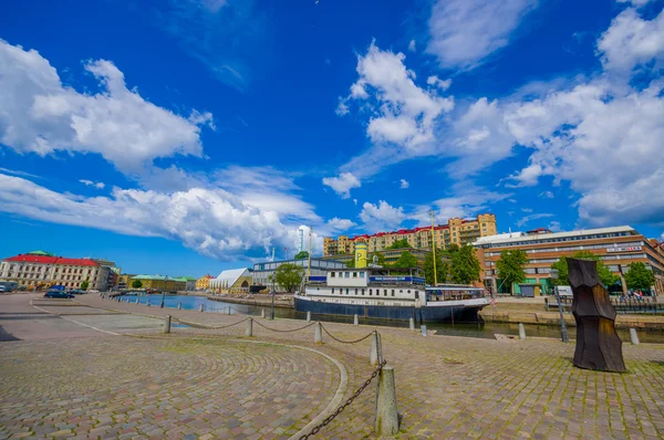 Barco turístico en el río del centro de Gotemburgo — Foto de Stock