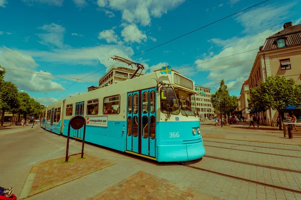 Eléctrico clássico na praça Kungsporten, centro de Gotemburgo — Fotografia de Stock