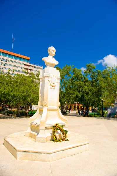 CIEGO DE AVILA, CUBA - 5 SEPTEMBRE 2015 : Centre-ville de la province capitale . — Photo